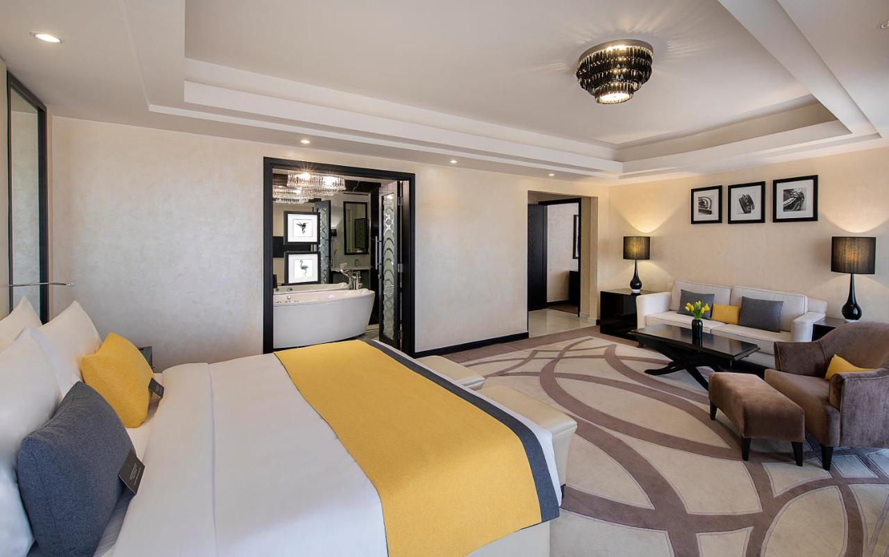 होटल Voco - Riyadh, An Ihg - فوكو الرياض, احدى مجموعة إنتركونتيننتال 5*